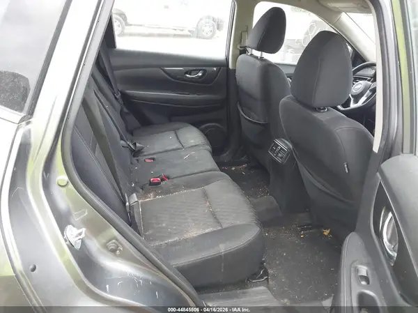 KNMAT2MT5HP553242 2017 NISSAN ROGUE - Image 8
