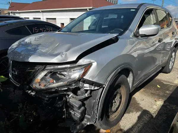 KNMAT2MT5HP554052 2017 NISSAN ROGUE - Image 2