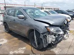 KNMAT2MT5HP555976 2017 NISSAN ROGUE