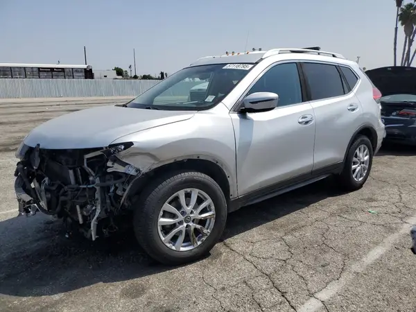 KNMAT2MT5HP559302 2017 NISSAN ROGUE - Image 1