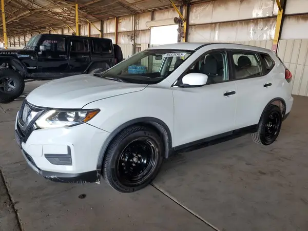 KNMAT2MT5HP577279 2017 NISSAN ROGUE - Image 1