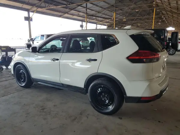 KNMAT2MT5HP577279 2017 NISSAN ROGUE - Image 2