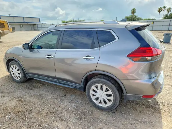 KNMAT2MT5HP579100 2017 NISSAN ROGUE - Image 2