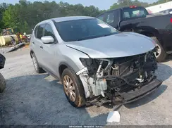 KNMAT2MT5HP579615 2017 NISSAN ROGUE