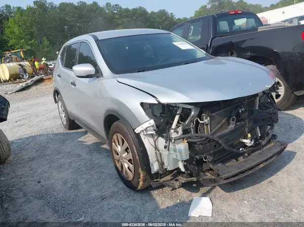 KNMAT2MT5HP579615 2017 NISSAN ROGUE - Image 1