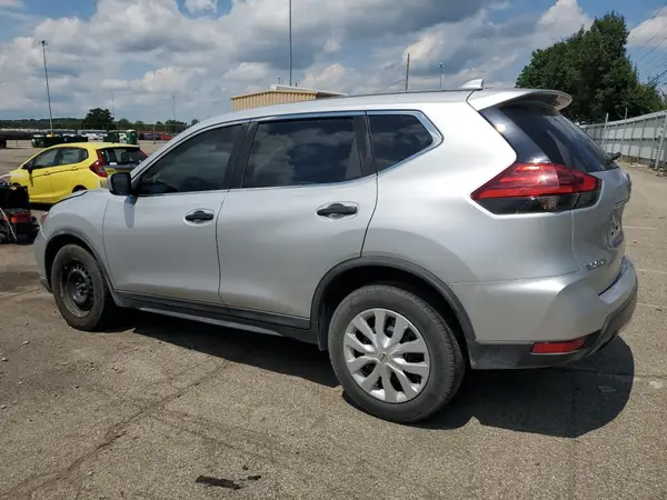 KNMAT2MT5HP589805 2017 NISSAN ROGUE - Image 2