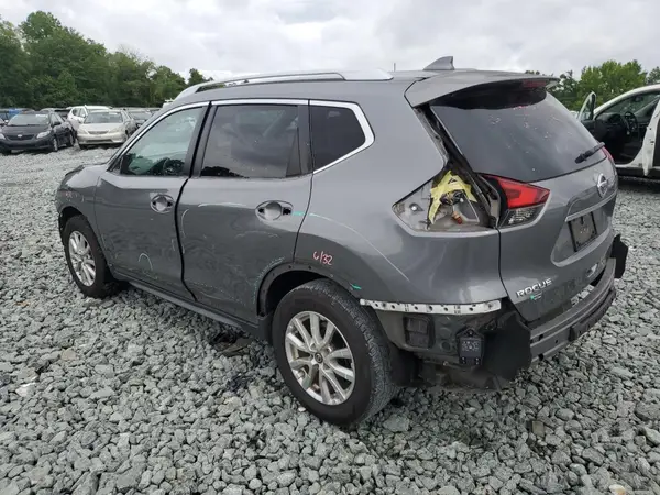 KNMAT2MT5HP590565 2017 NISSAN ROGUE - Image 2
