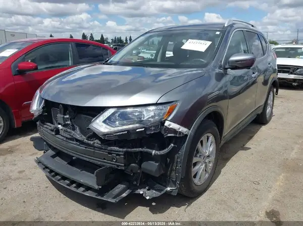 KNMAT2MT5HP595944 2017 NISSAN ROGUE - Image 2