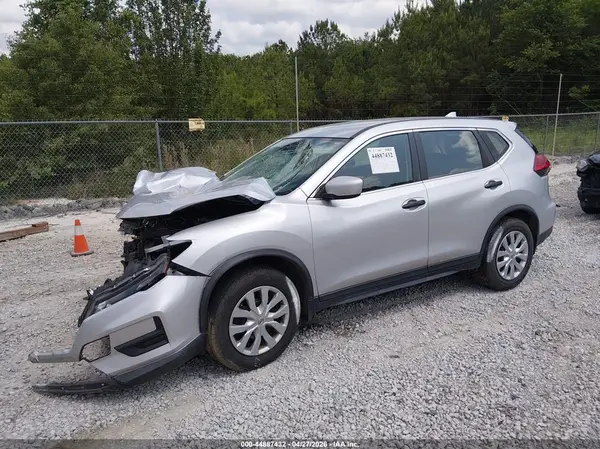 KNMAT2MT5HP597225 2017 NISSAN ROGUE - Image 2