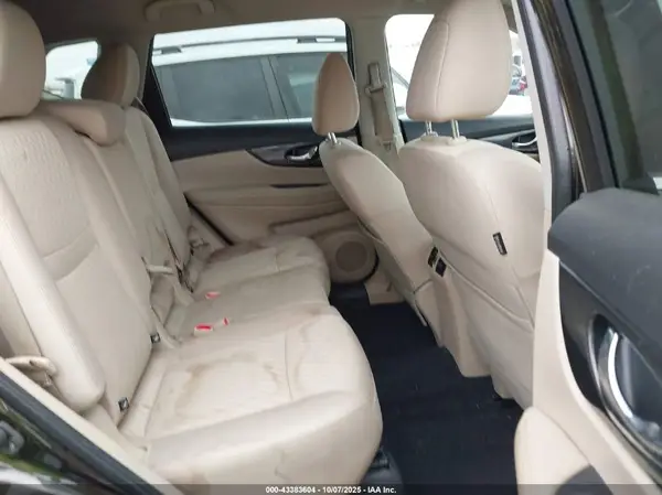 KNMAT2MT5HP600124 2017 NISSAN ROGUE - Image 8