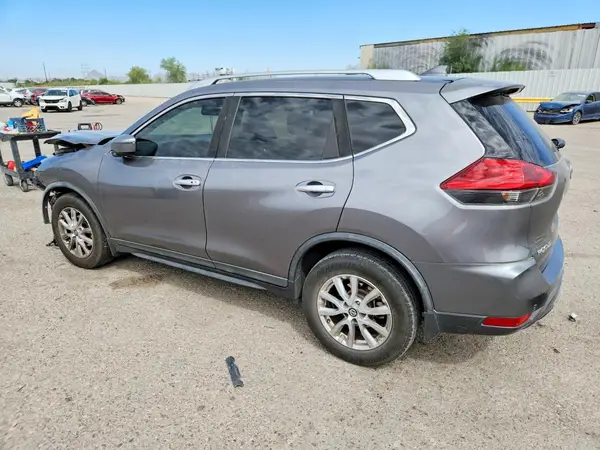 KNMAT2MT5HP602634 2017 NISSAN ROGUE - Image 2