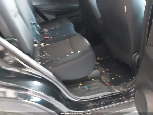 KNMAT2MT5HP609843 2017 NISSAN ROGUE - Image 8