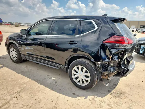 KNMAT2MT5HP616758 2017 NISSAN ROGUE - Image 2