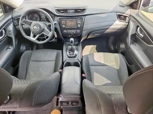 KNMAT2MT5HP616758 2017 NISSAN ROGUE - Image 8