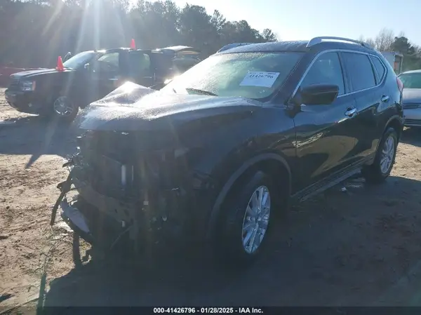 KNMAT2MT5HP617814 2017 NISSAN ROGUE - Image 2