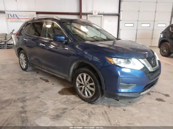 KNMAT2MT5JP509277 2018 NISSAN ROGUE - Image 1