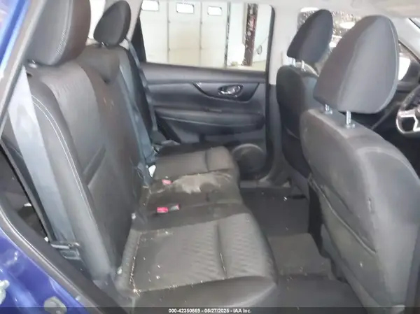 KNMAT2MT5JP509277 2018 NISSAN ROGUE - Image 8