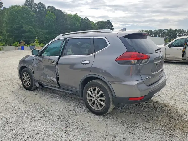 KNMAT2MT5JP510817 2018 NISSAN ROGUE - Image 2