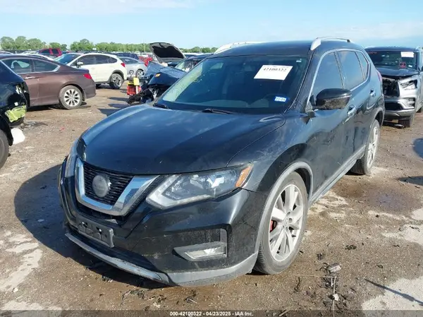 KNMAT2MT5JP513877 2018 NISSAN ROGUE - Image 2