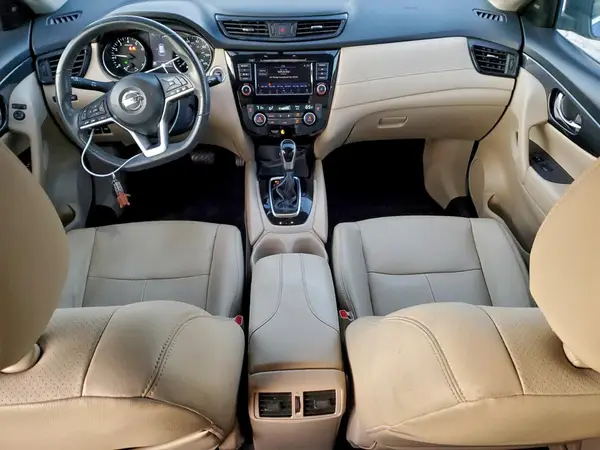 KNMAT2MT5JP514057 2018 NISSAN ROGUE - Image 8
