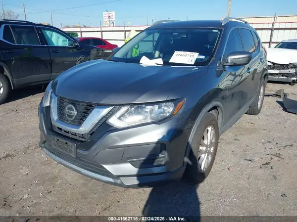 KNMAT2MT5JP516536 2018 NISSAN ROGUE - Image 2