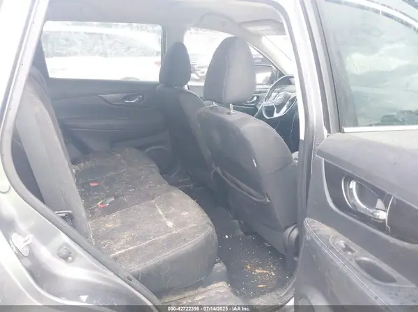 KNMAT2MT5JP517198 2018 NISSAN ROGUE - Image 8