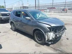 KNMAT2MT5JP517976 2018 NISSAN ROGUE