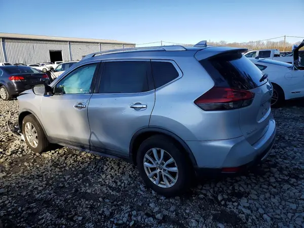 KNMAT2MT5JP519047 2018 NISSAN ROGUE - Image 2