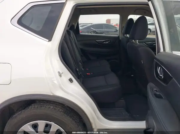 KNMAT2MT5JP521011 2018 NISSAN ROGUE - Image 8
