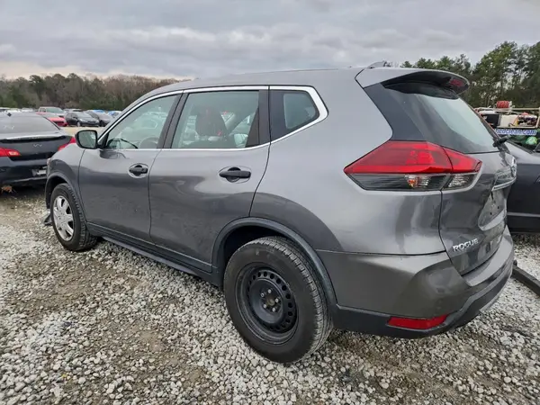KNMAT2MT5JP522157 2018 NISSAN ROGUE - Image 2
