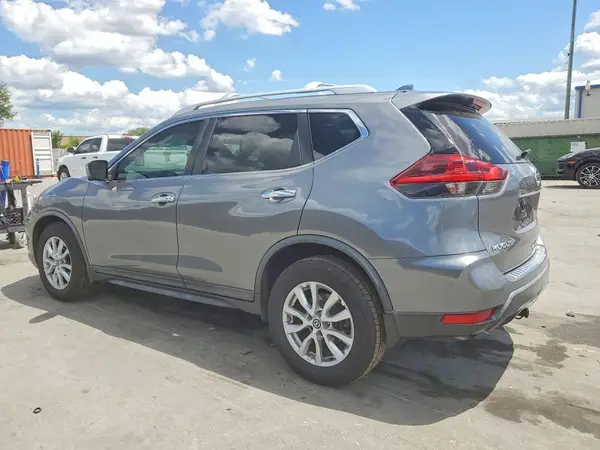 KNMAT2MT5JP529299 2018 NISSAN ROGUE - Image 2