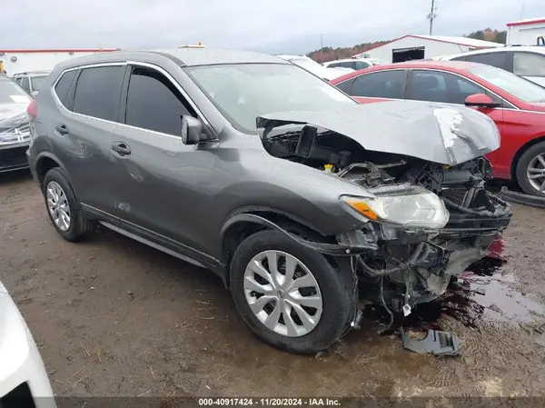 KNMAT2MT5JP530582 2018 NISSAN ROGUE - Image 1