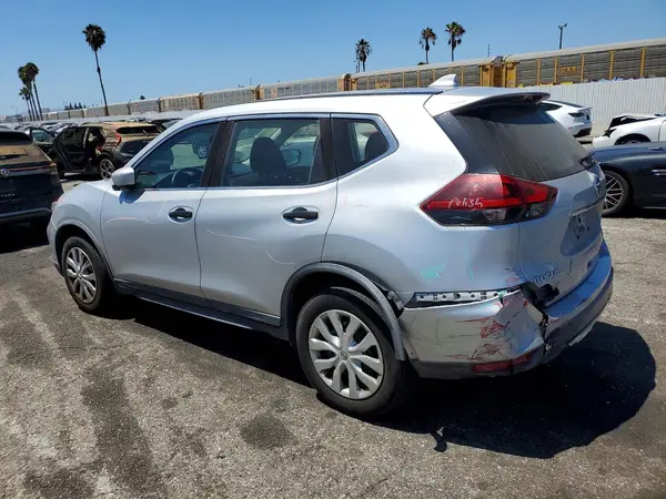 KNMAT2MT5JP535085 2018 NISSAN ROGUE - Image 2