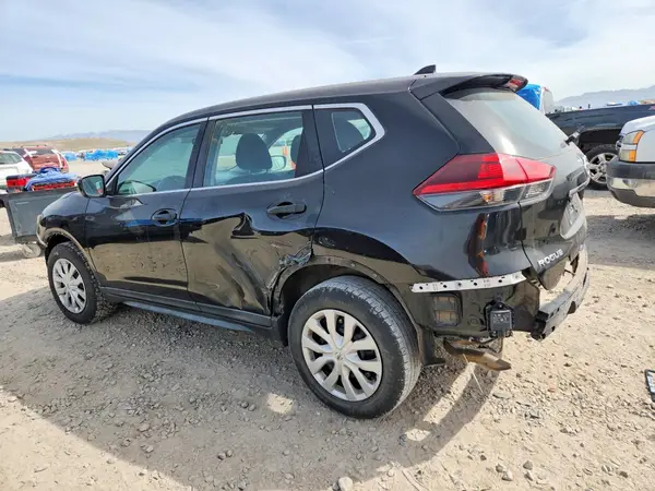 KNMAT2MT5JP535636 2018 NISSAN ROGUE - Image 2