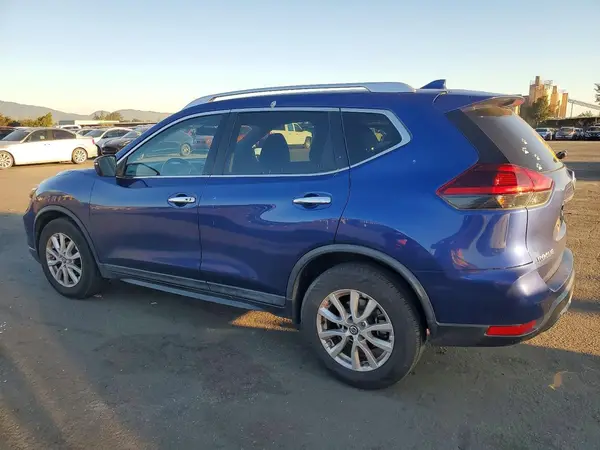 KNMAT2MT5JP539508 2018 NISSAN ROGUE - Image 2