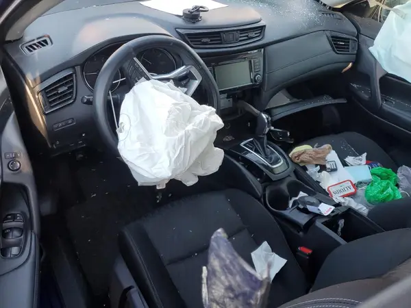 KNMAT2MT5JP539878 2018 NISSAN ROGUE - Image 8