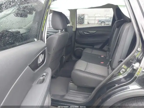 KNMAT2MT5JP539914 2018 NISSAN ROGUE - Image 8