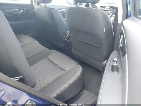 KNMAT2MT5JP540125 2018 NISSAN ROGUE - Image 8