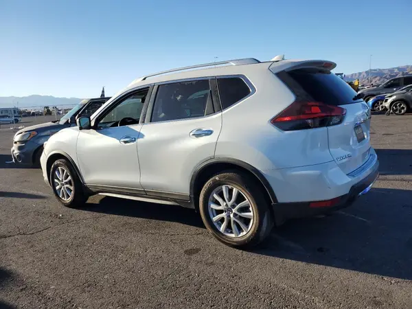KNMAT2MT5JP541548 2018 NISSAN ROGUE - Image 2