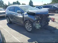 KNMAT2MT5JP543588 2018 NISSAN ROGUE