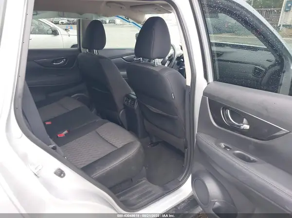 KNMAT2MT5JP551447 2018 NISSAN ROGUE - Image 8