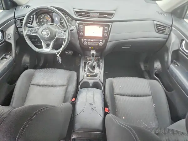 KNMAT2MT5JP552176 2018 NISSAN ROGUE - Image 8