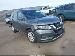 KNMAT2MT5JP555773 2018 NISSAN ROGUE