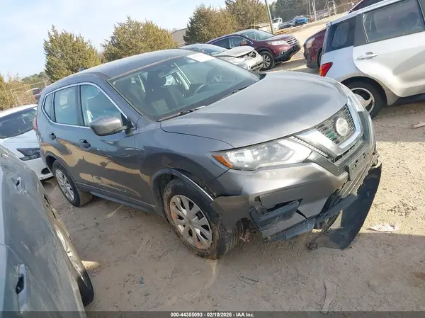 KNMAT2MT5JP557359 2018 NISSAN ROGUE - Image 1