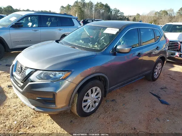 KNMAT2MT5JP557376 2018 NISSAN ROGUE - Image 2