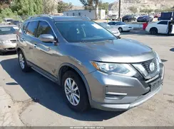 KNMAT2MT5JP562920 2018 NISSAN ROGUE
