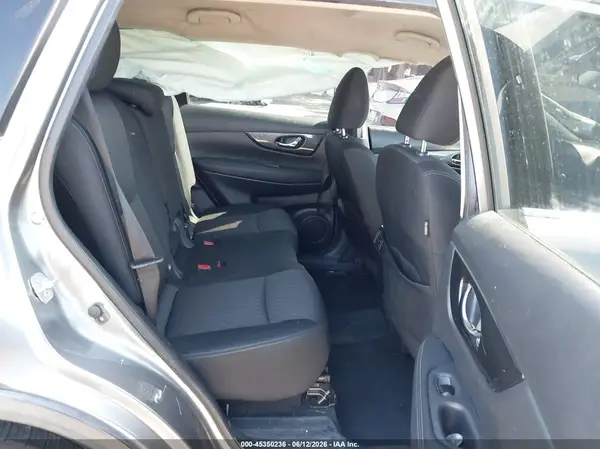 KNMAT2MT5JP562920 2018 NISSAN ROGUE - Image 8