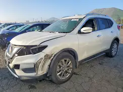 KNMAT2MT5JP562948 2018 NISSAN ROGUE