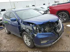 KNMAT2MT5JP564568 2018 NISSAN ROGUE