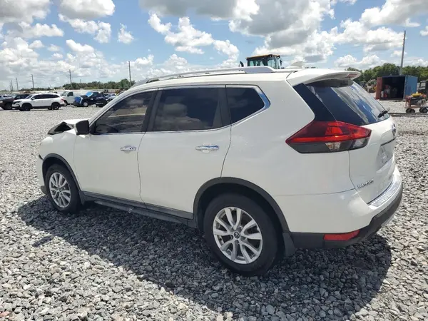 KNMAT2MT5JP565008 2018 NISSAN ROGUE - Image 2